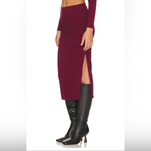 Revolve - Bobi Shirred Split Midi Skirt in Pinot - Picture 3 of 6